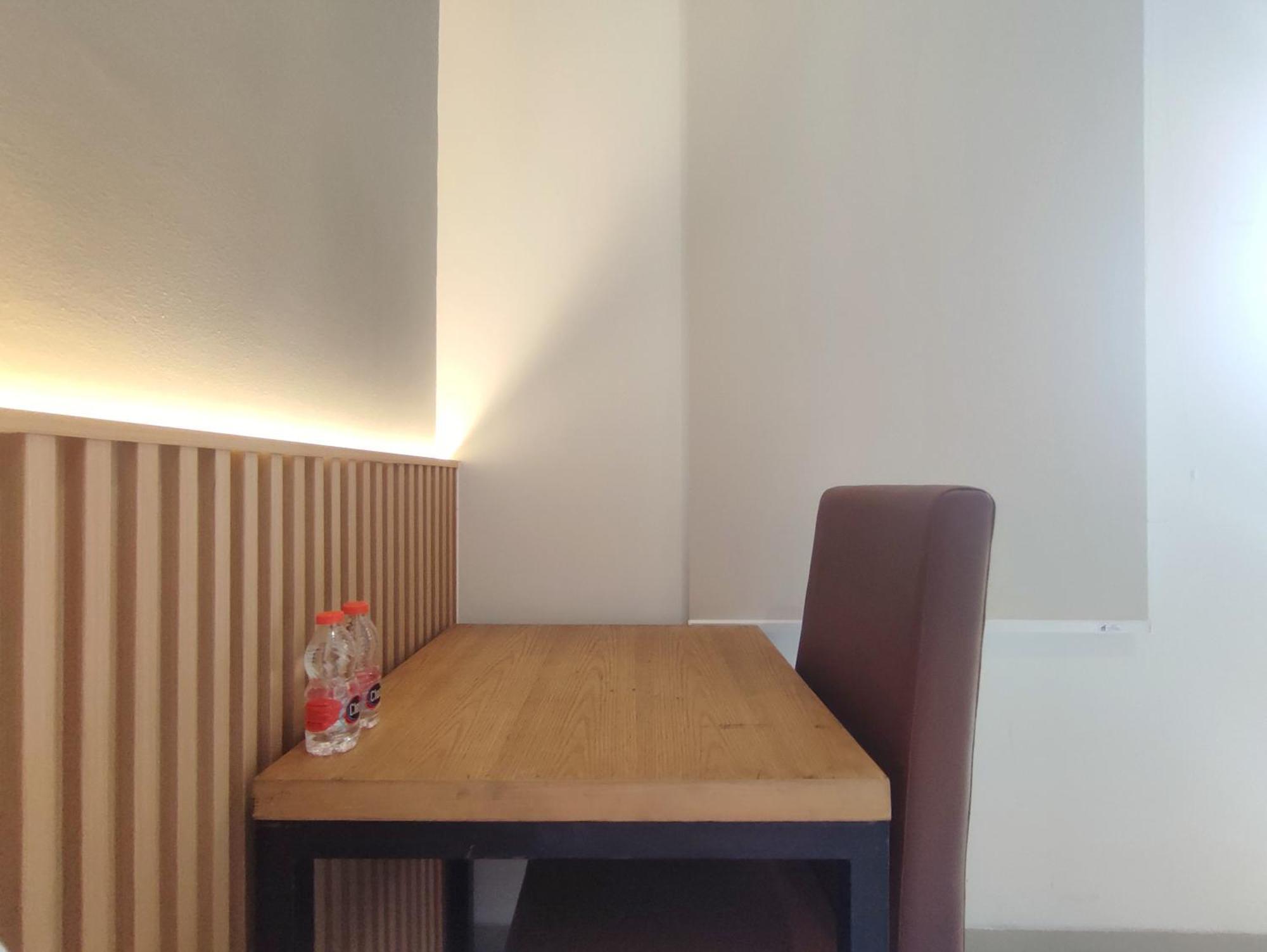 Reddoorz Near Simpang Lima Hotel Semarang